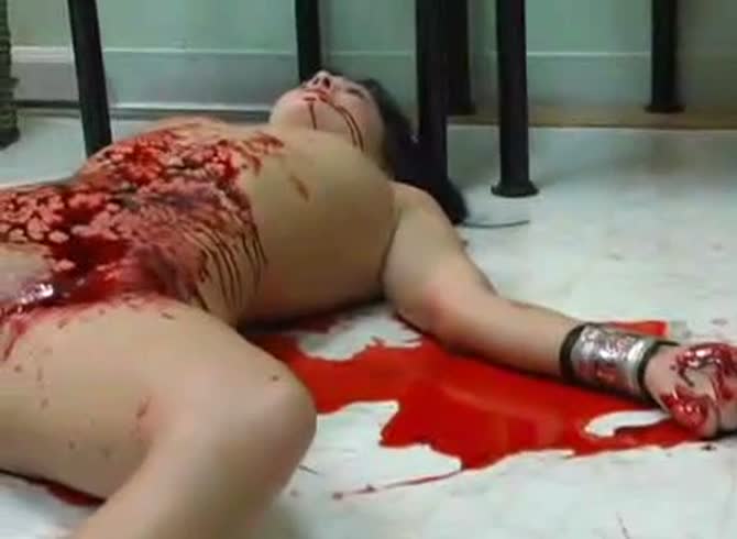 Video :Girl got forced to be naked and murdered by dude